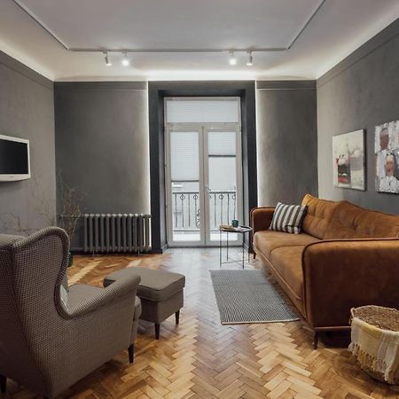 Apartment On Hnatiuka With Parking 리비프 외부 사진